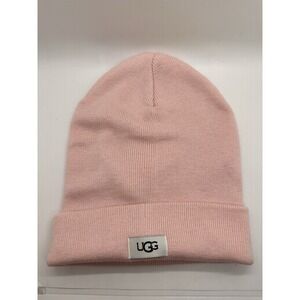 UGG Baby Pink Classic Knit Beanie, Adult One Size Fits All EUC!